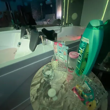 Love Spa Apartman Apartamento *